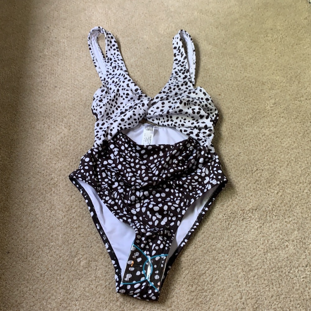 ASOS One Piece. - Picture 3 of 3